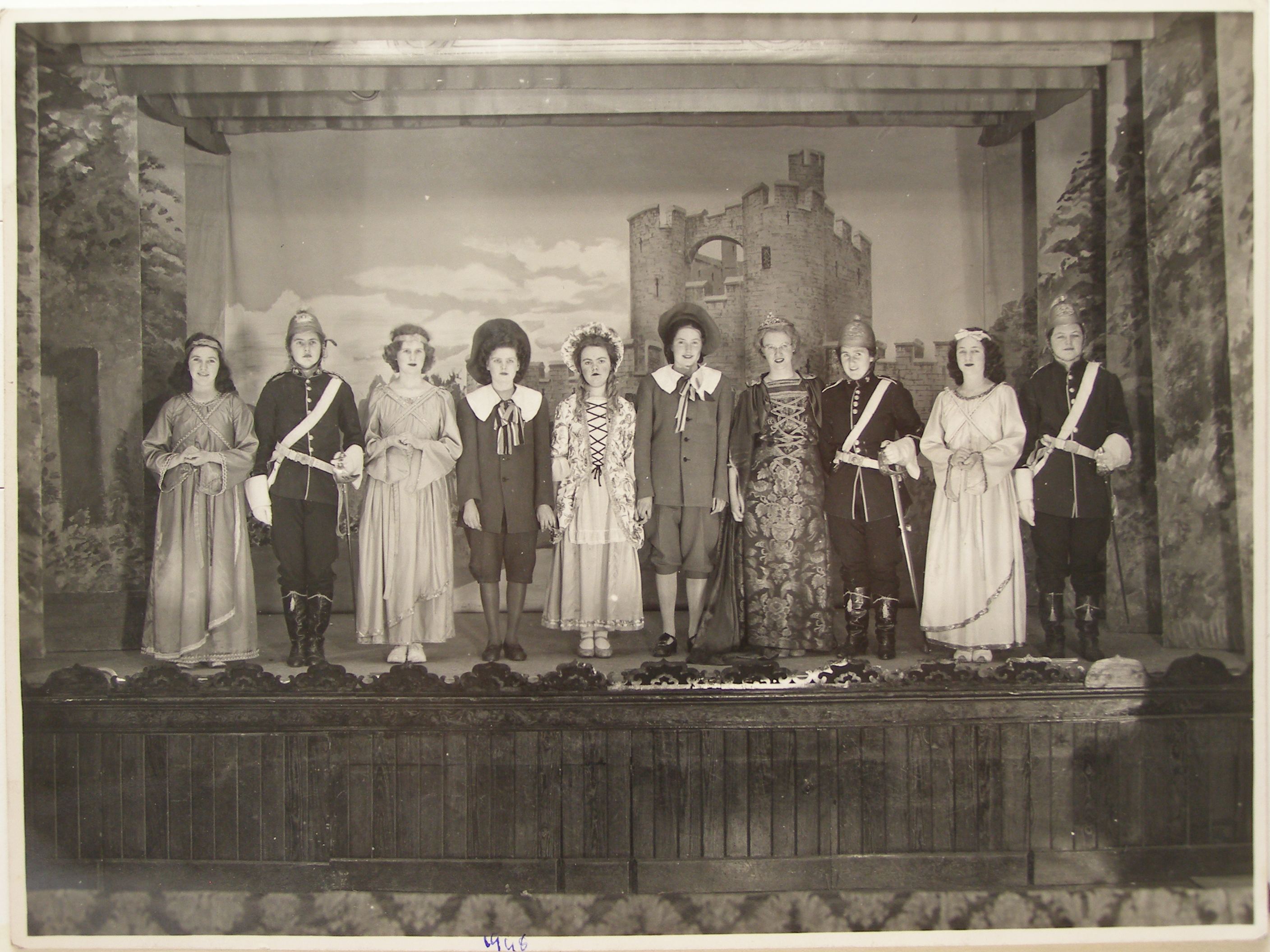 theresa-barnes-in-opera-st-louis-monaghan-c1948-p1010103