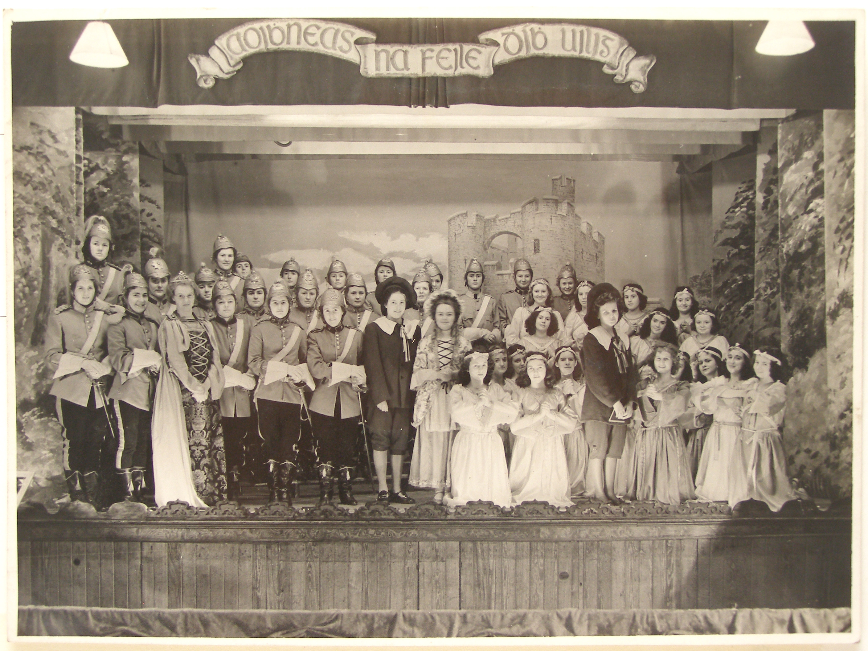 theresa-barnes-in-opera-st-louis-monaghan-c1948-p1010104