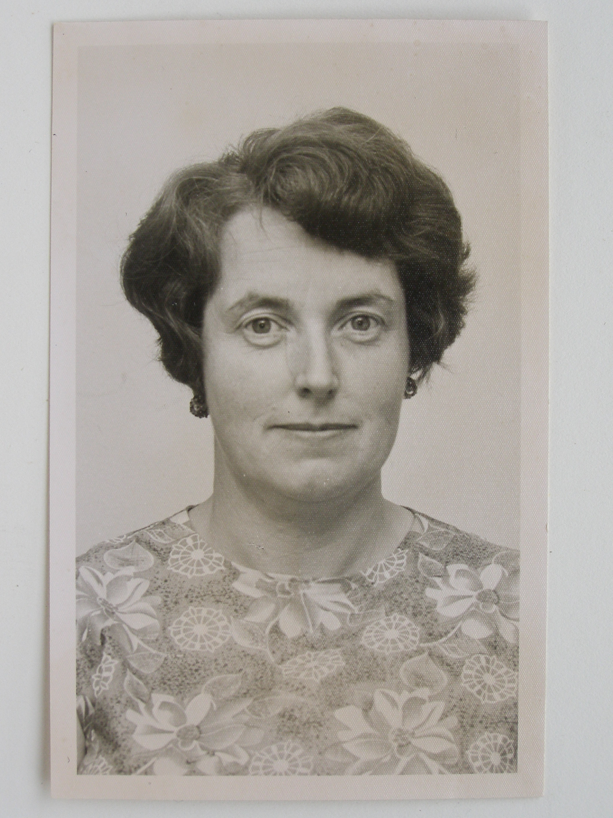 theresa-née-barnes-dunne-identity-photo-ucd-1969-p9060186